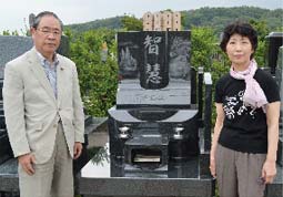 「画で想いを表したお墓」画像